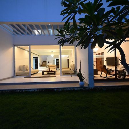 The Meadows Bed and Breakfast Varkala Exteriör bild